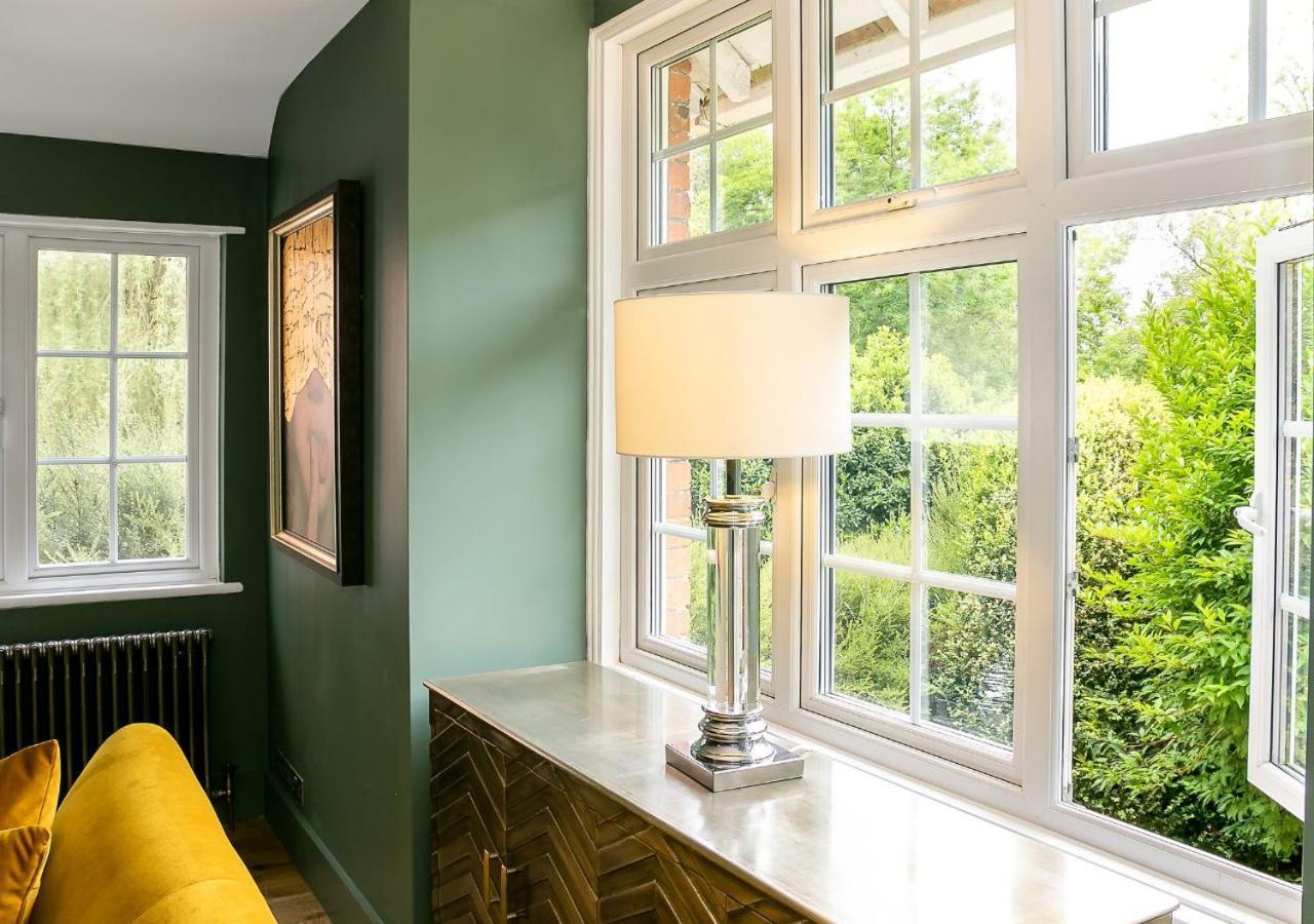 Lodge Farm - Stunning 3 Bed With Large Garden! Beckley  Экстерьер фото